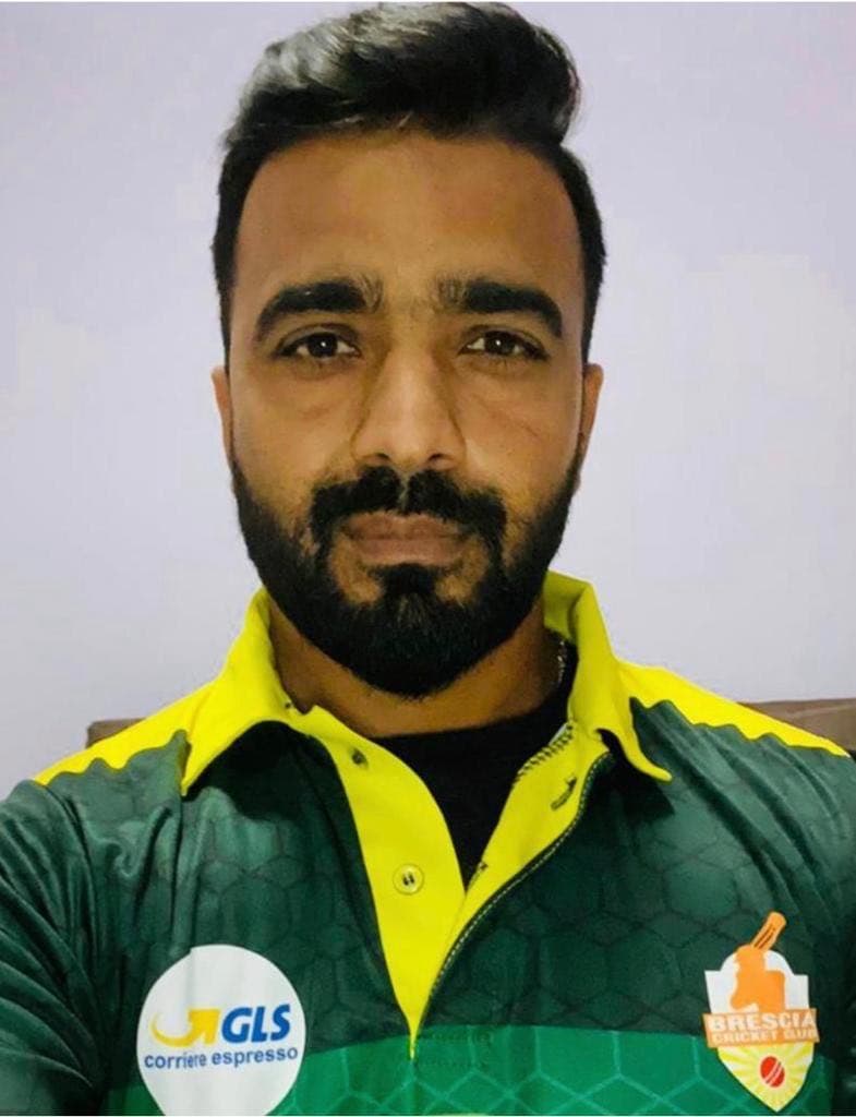 Naveed Chaudhary cricket player profile photo