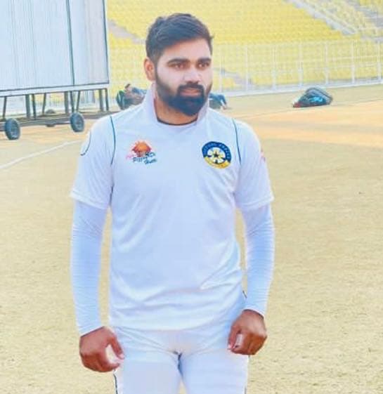 Adnan cricket player profile photo