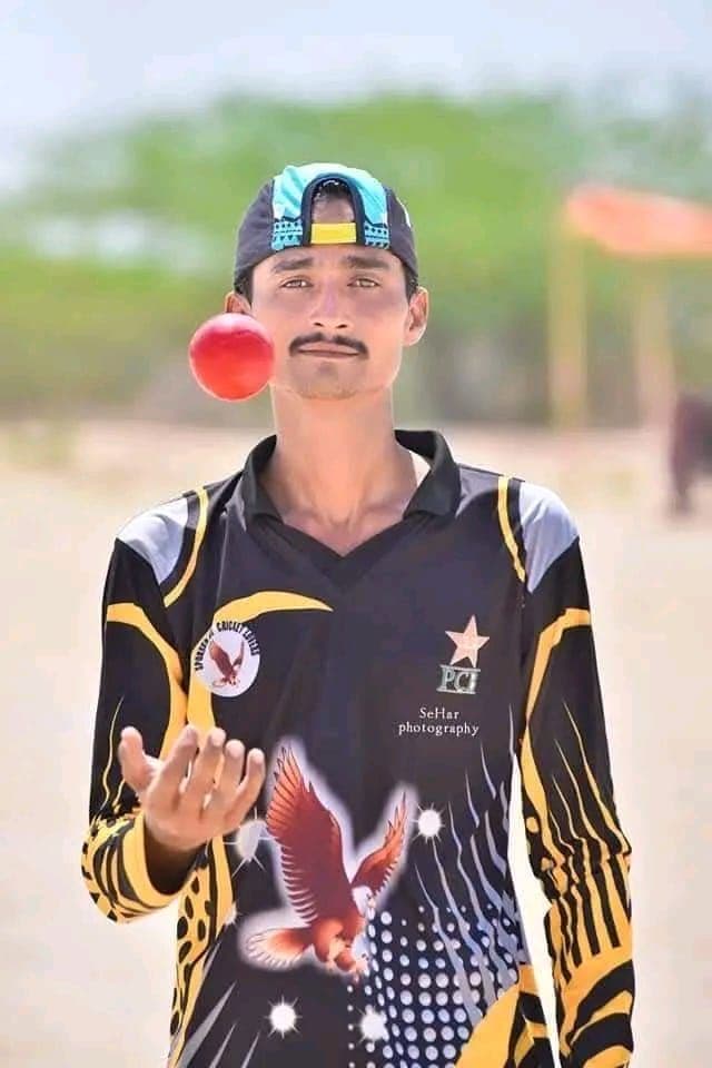 Munwar Ahmdani