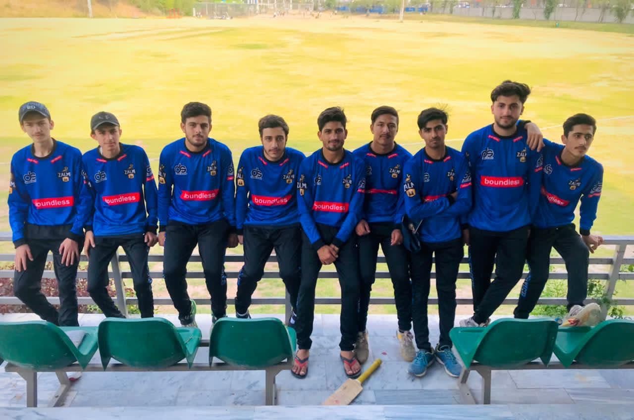 Zalmi 11